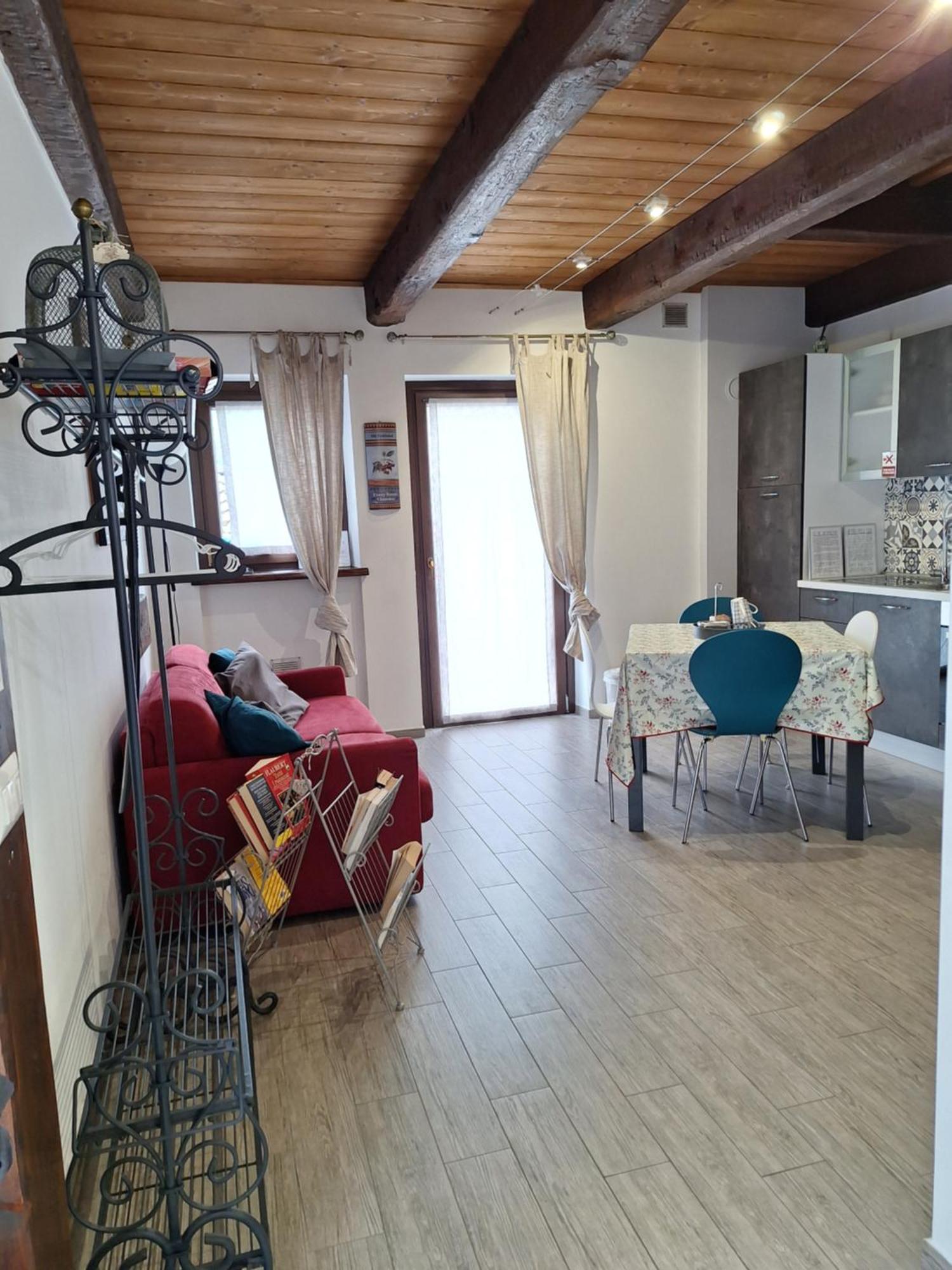 Affittacamere Del Sasso *